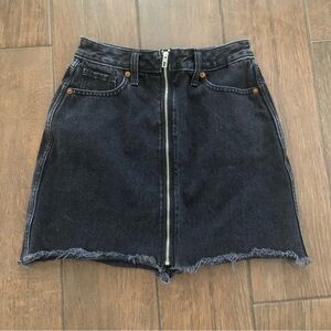 Black Denim Miniskirt Front Zip Abercrombie & Fitch Zoe Natural Rise sz 00 (24)